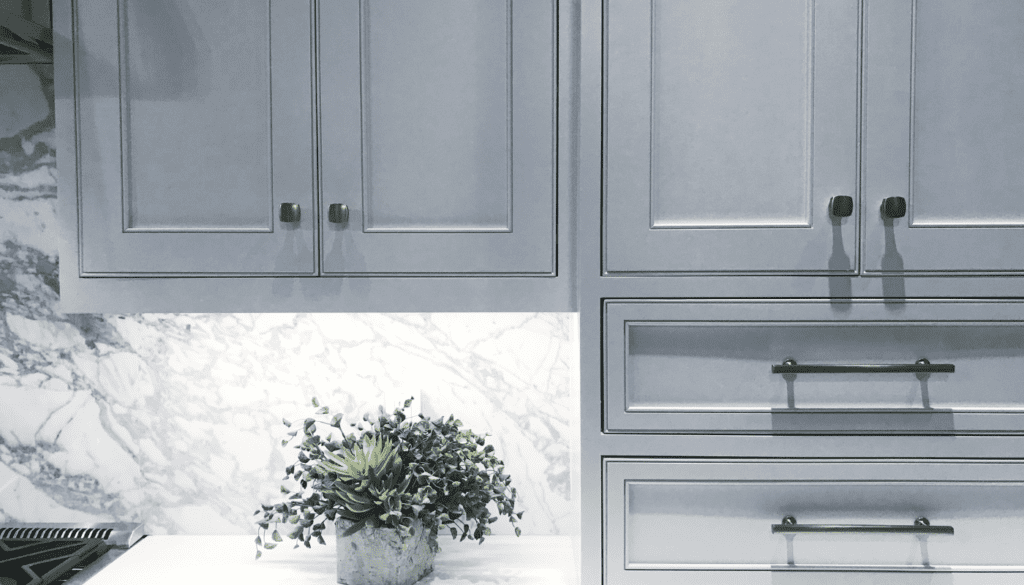 Should You Refinish Or Replace Kitchen Cabinets?